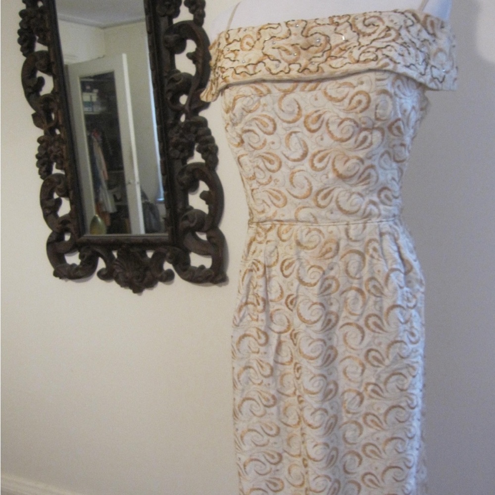 Vintage Elegant Cream and Gold Off-Shoulder Midi Dress
